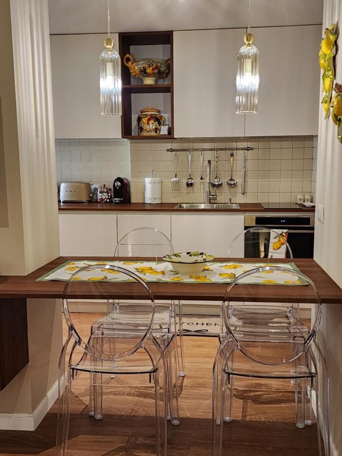 Charming Stay In Roma - Luxury Holiday Apartment Экстерьер фото